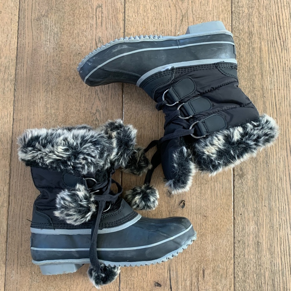 ARCTIC PLUNGE black fur lined winter snow boot 7